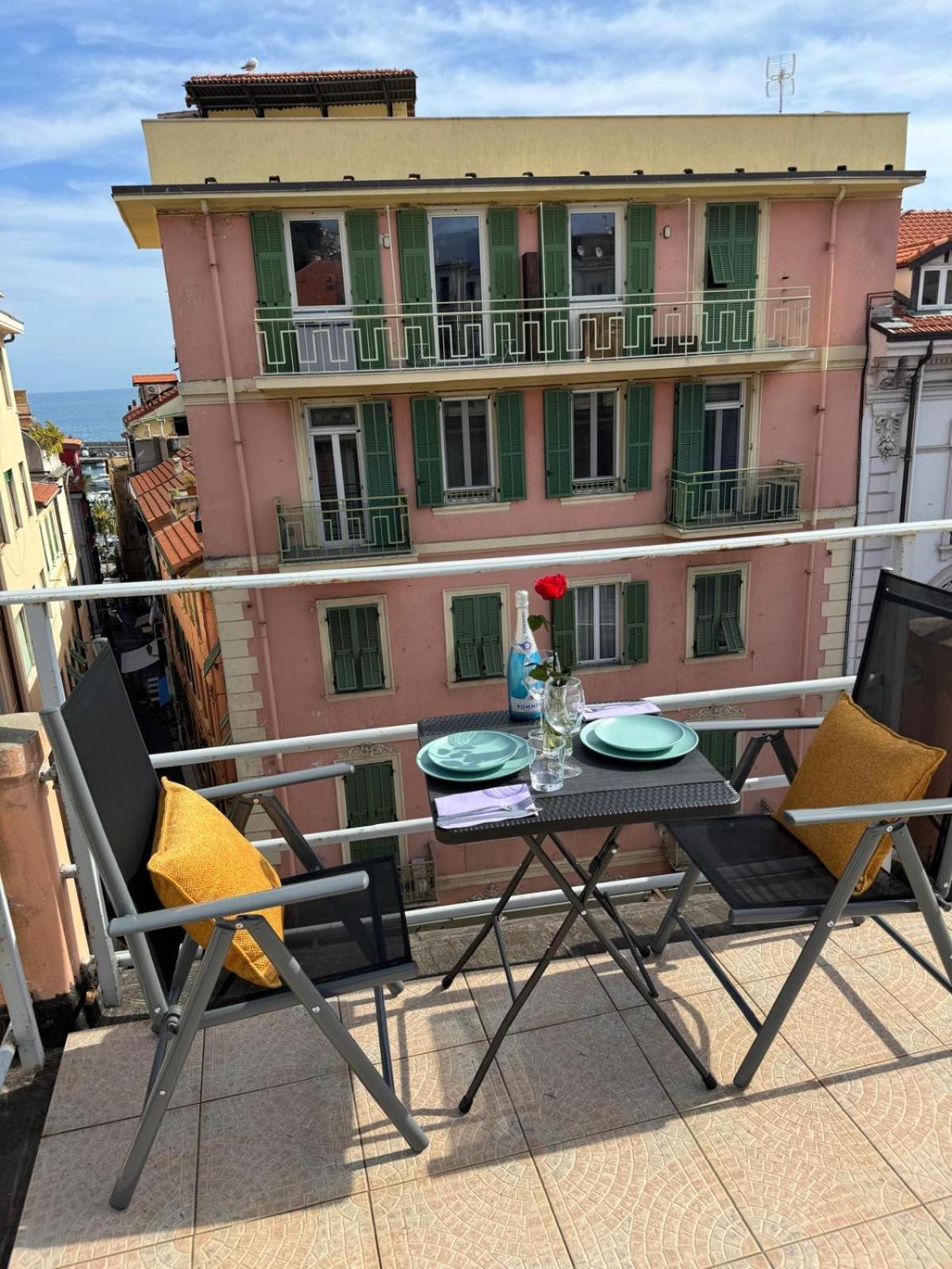 Casa Sarah Apartment Sanremo Luaran gambar